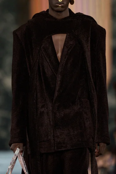 Look 254
